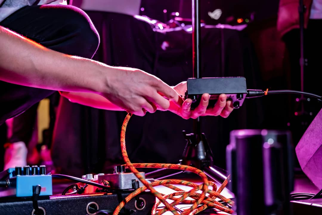/_next/static/media/stage-power-handover.0dmo-50mtpkzi.webp image